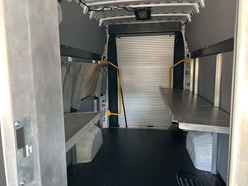 Used 2024 RAM ProMaster 3500 w/ Delivery Van Package FWD image 17
