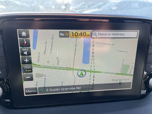 Used 2020 Hyundai Santa Fe Limited image 18