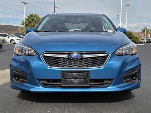 Used 2017 Subaru Impreza 2.0i Premium image 8