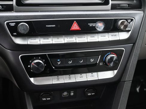 Used 2018 Hyundai Sonata ECO image 19