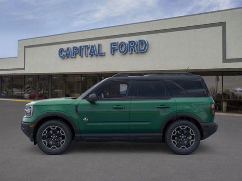 New 2025 Ford Bronco Sport Outer Banks image 3