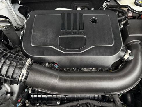 Certified 2025 Chevrolet Blazer LT image 25