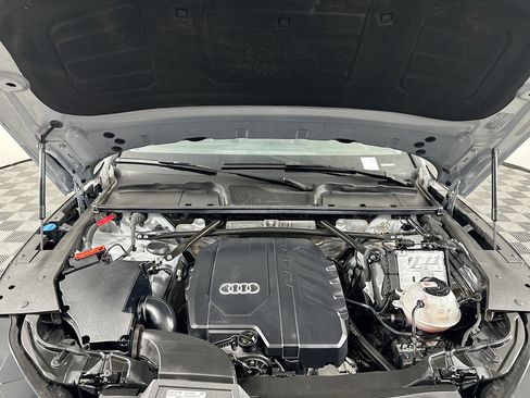 Used 2021 Audi Q5 Premium w/ Convenience Package image 35