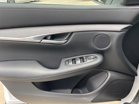 Certified 2025 INFINITI QX50 Pure image 23