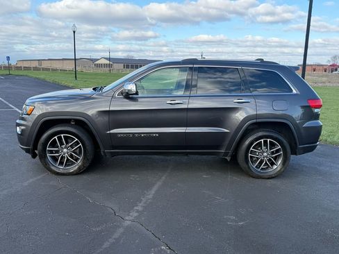 Used 2018 Jeep Grand Cherokee Limited image 8