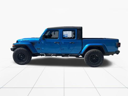 Used 2021 Jeep Gladiator Willys image 5