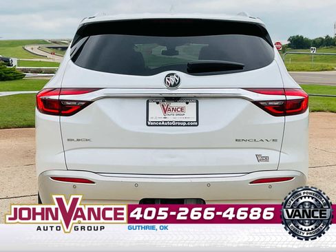 Used 2018 Buick Enclave Avenir w/ Avenir Technology Package image 8