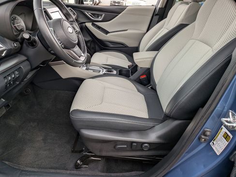 Used 2023 Subaru Forester Premium AWD/4WD image 11