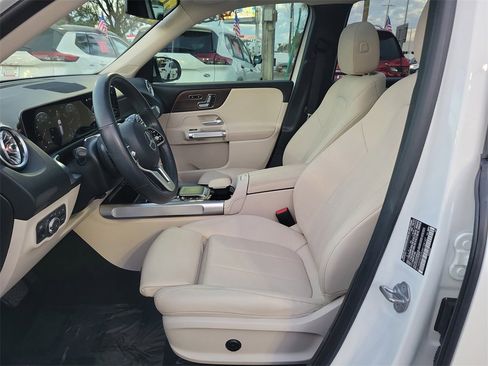 Used 2021 Mercedes-Benz GLB 250 image 13