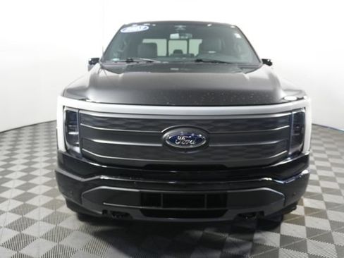 Used 2023 Ford F150 Lightning Lariat w/ Tow Technology Package AWD/4WD image 8