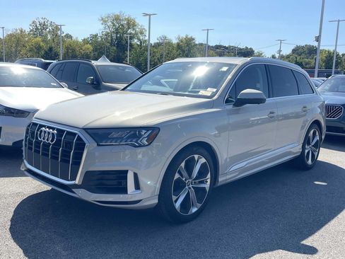 Used 2022 Audi Q7 3.0T Prestige AWD/4WD image 3
