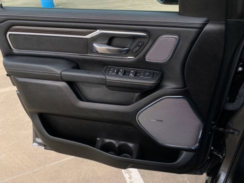 Used 2025 RAM 1500 Laramie w/ Night Edition image 28