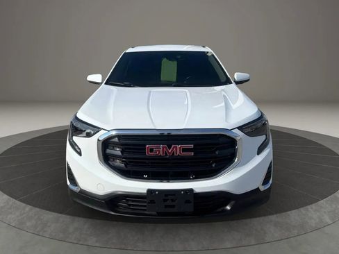 Used 2018 GMC Terrain SLE w/ Driver Convenience Package FWD image 2