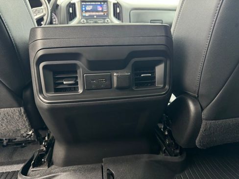 Used 2022 Chevrolet Silverado 1500 LT Trail Boss w/ LT Trail Boss Premium Package image 36