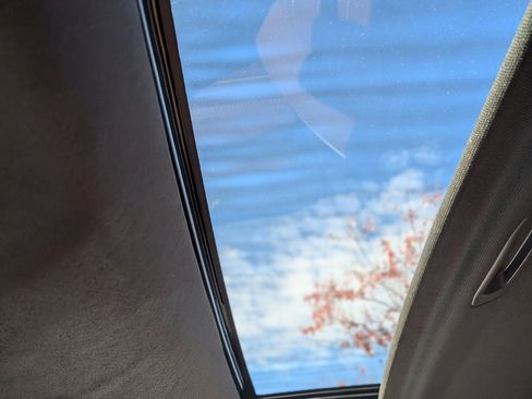 Certified 2024 GMC Sierra 1500 Denali Ultimate image 33