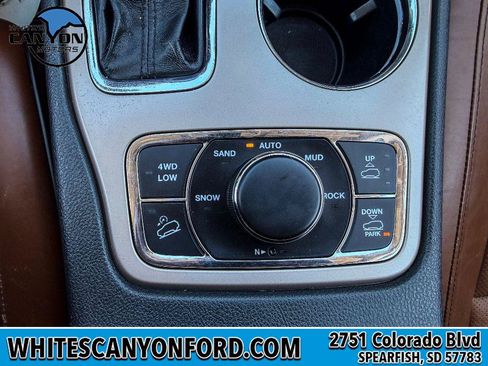 Used 2016 Jeep Grand Cherokee Summit w/ Skid Plate Group AWD/4WD image 19