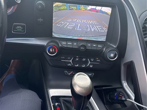 Used 2014 Chevrolet Corvette Stingray Coupe image 6