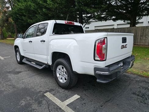 Used 2020 GMC Canyon 2WD Crew Cab image 4