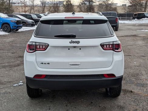 New 2026 Jeep Compass Latitude image 4