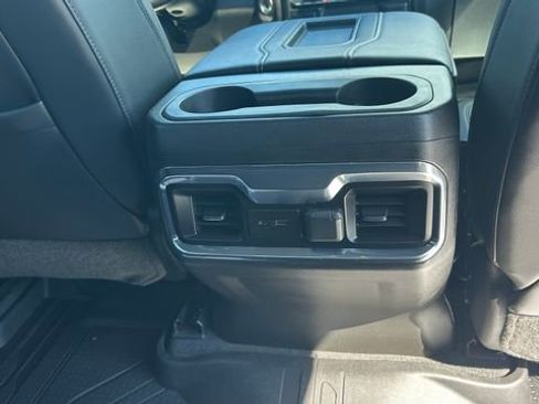 Certified 2022 Chevrolet Silverado 1500 High Country w/ Technology Package AWD/4WD image 43