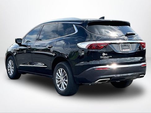 Used 2023 Buick Enclave Essence AWD/4WD image 12