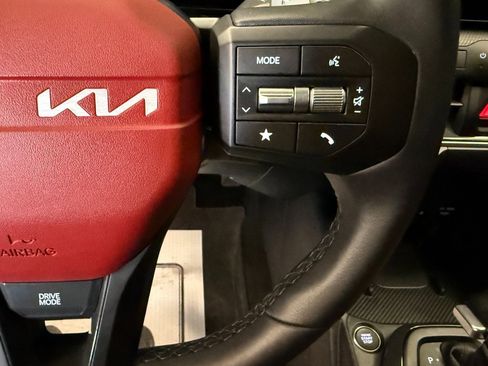 Used 2025 Kia K4 GT-Line w/ GT-Line Premium Package image 10