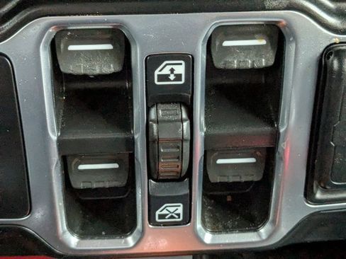 Used 2021 Jeep Wrangler Unlimited Rubicon 4xe w/ Safety Group image 23