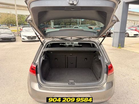 Used 2016 Volkswagen e-Golf SE FWD image 28
