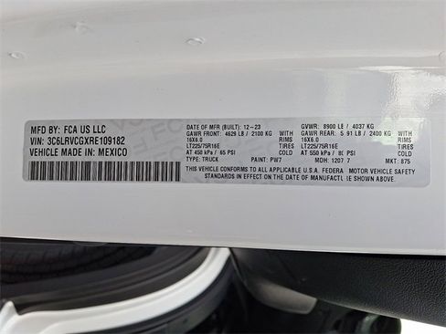 Used 2024 RAM ProMaster 2500 w/ Safety Group image 26