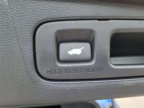 Used 2025 Honda CR-V Sport-L image 10