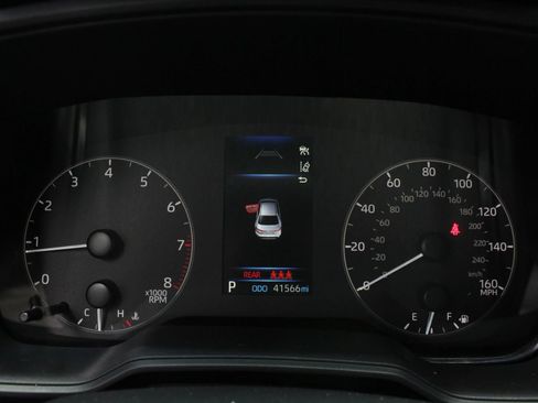 Used 2024 Toyota Corolla LE FWD image 31