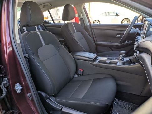 Used 2025 Nissan Sentra SV image 28