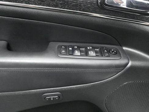 Used 2021 Jeep Grand Cherokee High Altitude AWD/4WD image 14