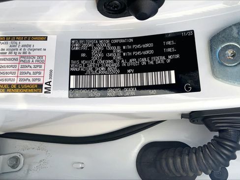 Used 2024 Toyota 4Runner TRD Sport w/ Technology Package AWD/4WD image 37