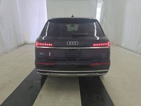 Used 2023 Audi Q7 2.0T Premium w/ Convenience Package AWD/4WD image 8