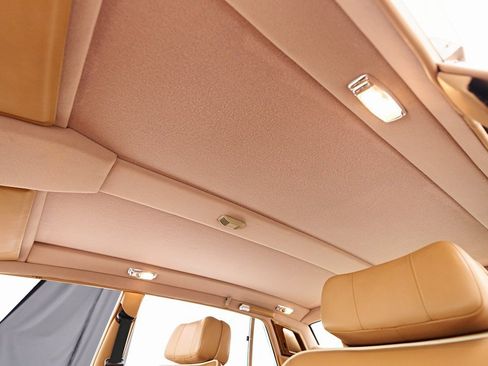 Used 1990 Rolls-Royce Silver Spur image 67