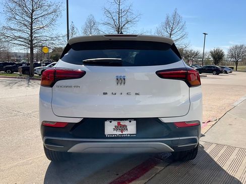 Used 2025 Buick Encore GX Preferred image 7
