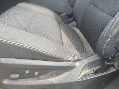 Used 2018 Chevrolet Silverado 1500 LT w/ Texas Edition AWD/4WD image 12