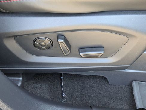 Certified 2025 Ford Explorer ST image 45