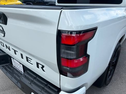 Certified 2026 Nissan Frontier SV RWD image 42