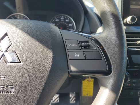 Used 2022 Mitsubishi Eclipse Cross LE image 26