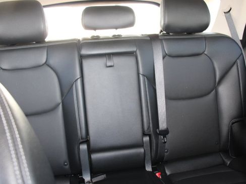 Used 2022 Genesis GV70 2.5T image 22