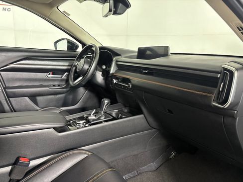 Used 2025 MAZDA CX-50 AWD 2.5 S w/ Premium Plus Pkg image 32