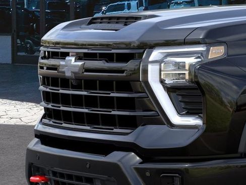 New 2026 Chevrolet Silverado 2500 LT AWD/4WD image 13