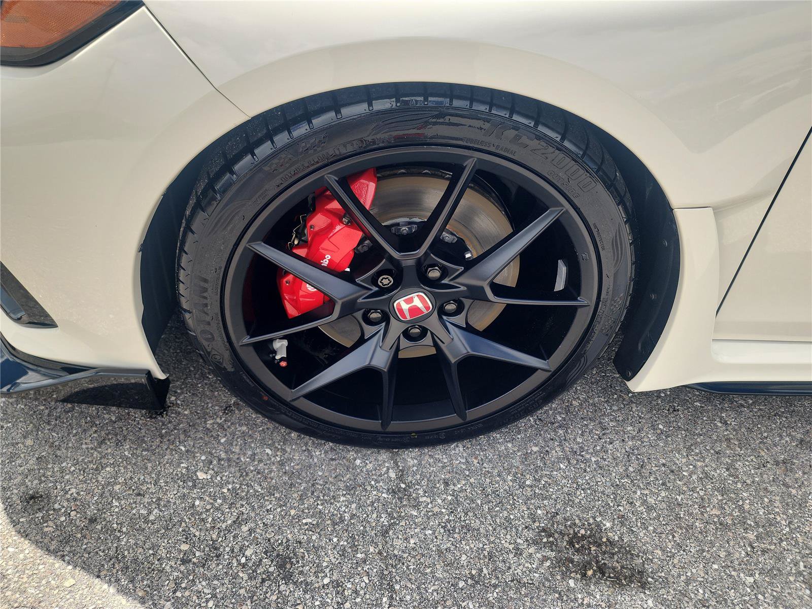 Used 2023 Honda Civic Type R image 9