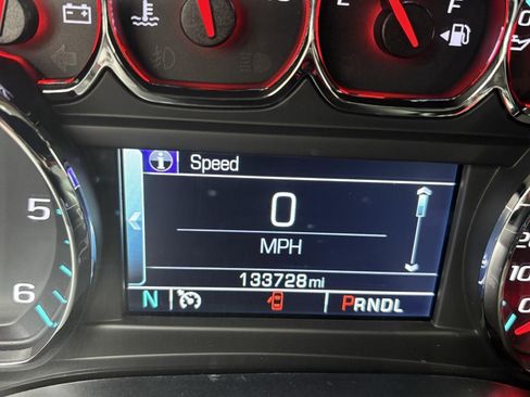 Used 2019 Chevrolet Silverado 1500 LT image 32