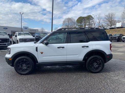 Used 2025 Ford Bronco Sport Badlands image 5