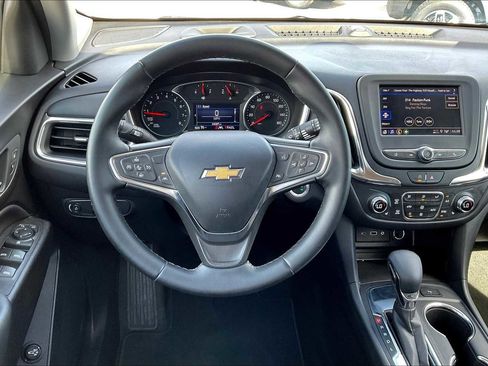 Used 2024 Chevrolet Equinox LT image 5