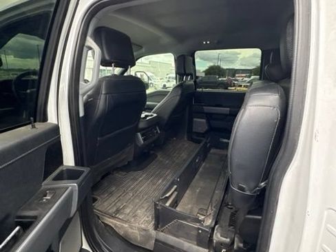 Used 2023 Ford F350 Lariat AWD/4WD image 9