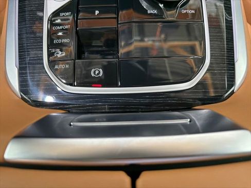Used 2026 BMW X5 xDrive40i w/ M Sport Package AWD/4WD image 40